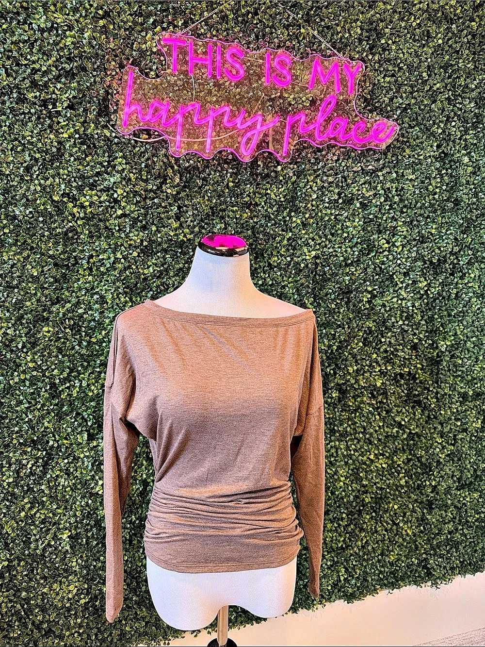 NWT Halara Ruched Off-Shoulder Top - Picture 2 of 4